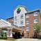Holiday Inn Express & Suites Dallas-Addison
