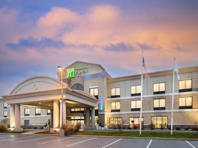 Holiday Inn Express Hotel & Suites Seymour