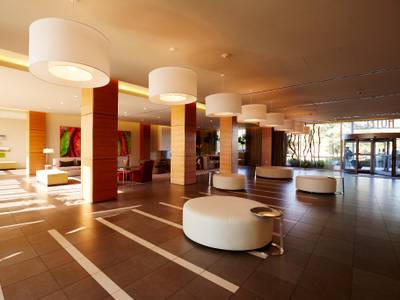 I Hotel & Conference Center