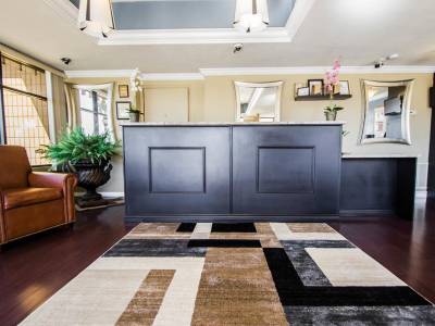 Rodeway Inn Near Florida Mall