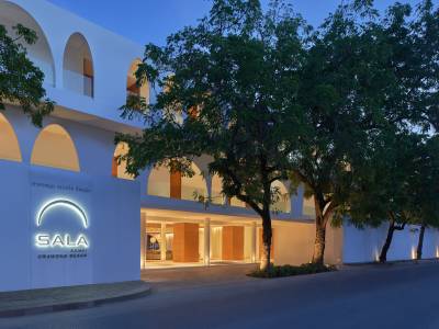 SALA Samui Chaweng Beach Resort 