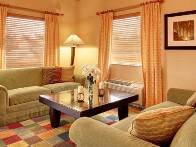 Phoenix Inn Suites South Salem