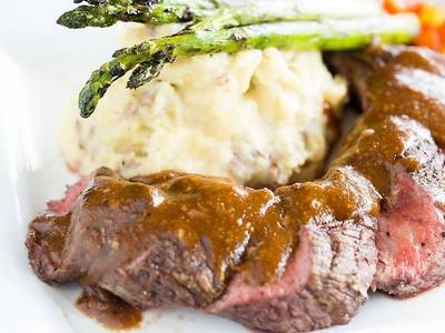 Salem Waterfront Hotel and Suites