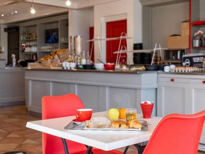 Hôtel ibis Calais Tunnel sous la Manche