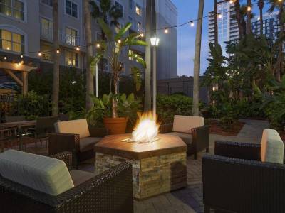 Courtyard by Marriott Tampa Downtown