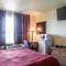 Bridgeway Inn & Suites Portland Airport