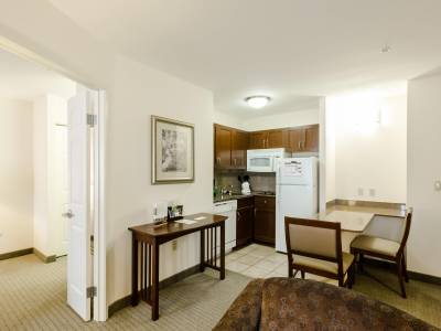 Staybridge Suites Austin Central / Airport Area