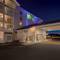 Holiday Inn Express & Suites Pigeon Forge - Sevierville