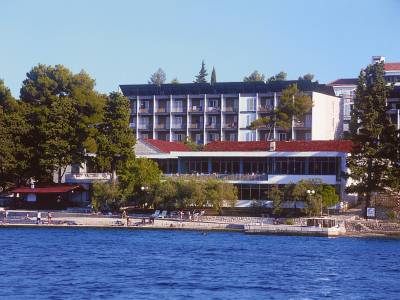 Park & Nebengebäude