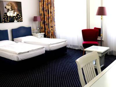 Art ANA ADLON VIENNA