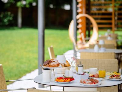 Crystls Apart Flachau