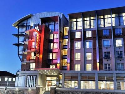 Protea Victoria Junction