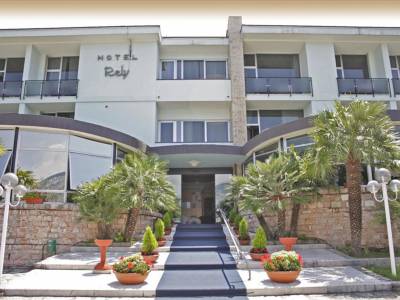 Rely Brenzone (Foto)