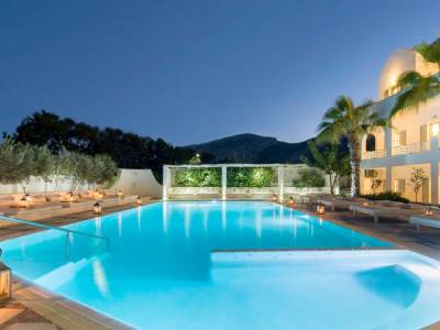 28 Twenty Eight Hotel