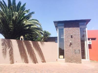 African Moon Corporate Guest House