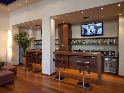 Athens Center Square