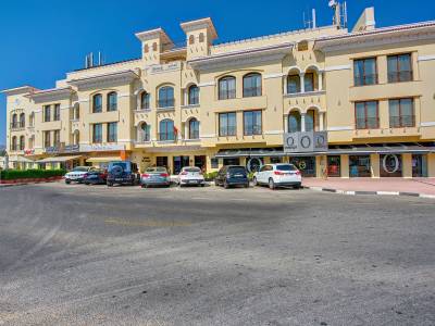 Beach Hotel Apartment