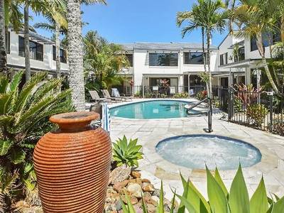 Noosa Place Resort