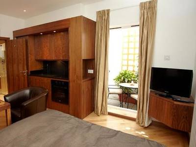 Presidential Kensington Apartments