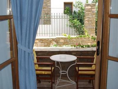 Sirocos Rooms & Studios