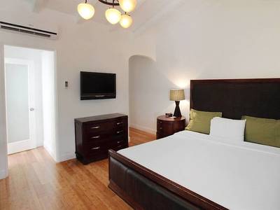 South Beach Plaza Hotel & Villas