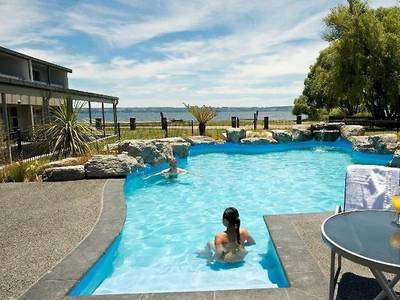 Wai Ora Lakeside Resort