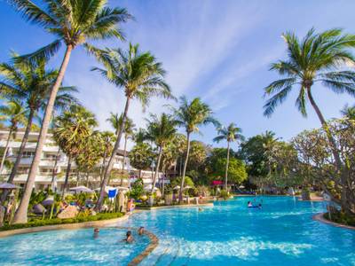 Thavorn Palm Beach Resort