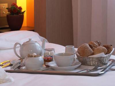 Oceania Nantes Aeroport (Foto)