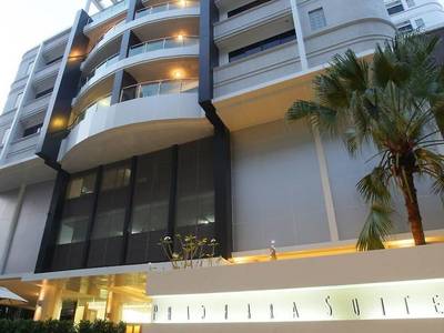 Parkroyal Suites Bangkok