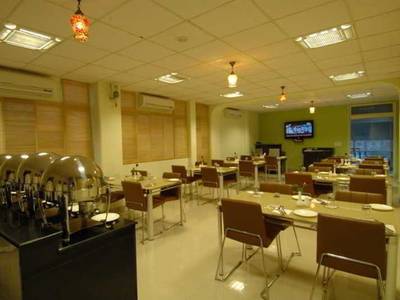 Clarks Inn Nehru Place