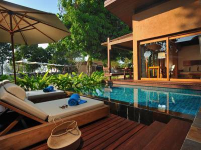 Wanakarn Beach Resort & Spa