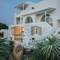 Faros Villa small  & restaurant