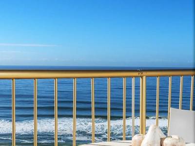 Capricorn One Beachside Holiday Apartments