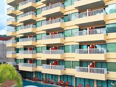 Palmyra Patong Resort