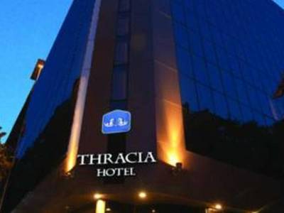 Rosslyn Thracia Hotel