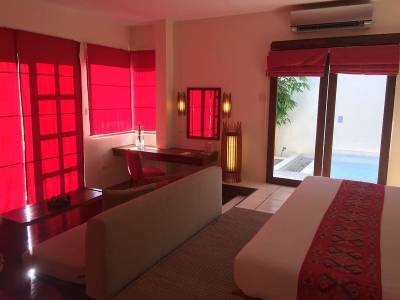 Bluewater Panglao Beach Resort