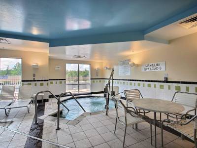 Fairfield Inn & Suites by Marriott Milwaukee Airport