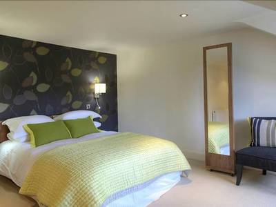 Clarendon Luxury Apartments