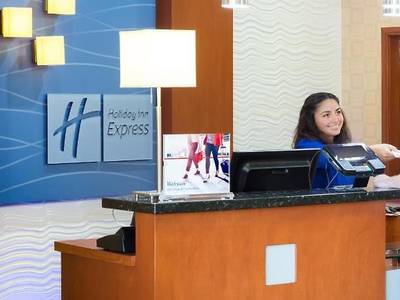 Holiday Inn Express Hotel & Suites Dallas West