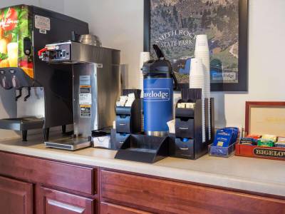 Travelodge by Wyndham Eugene Downtown