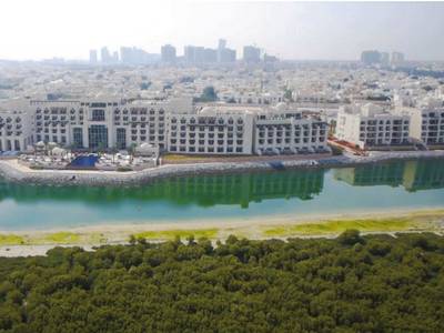 Eastern Mangroves Hotel & Spa by Anantara