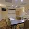 Country Inn & Suites by Radisson, Washington at Meadowlands, PA