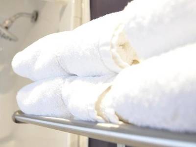 Moonlight Inn & Suites