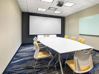 Fairfield Inn & Suites Toronto Mississauga