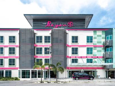 fave Cenang Beach Langkawi