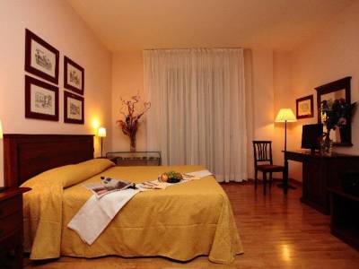 Villa Dei Giuochi Delfici