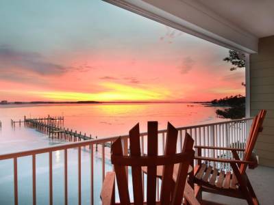 Island Inn & Suites, Ascend Collection