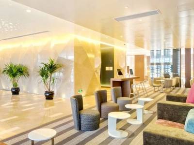 Holiday Inn Express Shanghai Jinsha