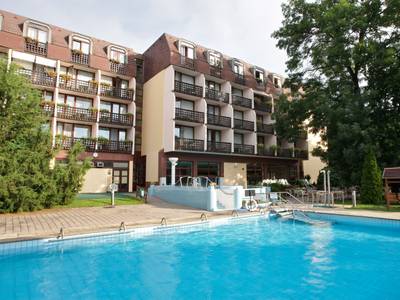 Ensana Thermal Sarvar Health Spa Hotel 