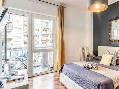 Stasera A Casa Da M.e.